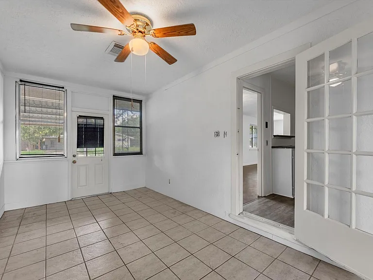 8549 Western Dr — Photo 17