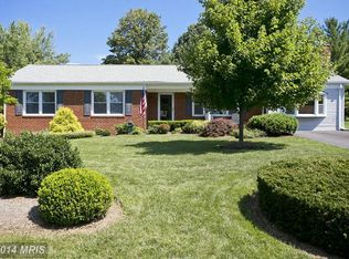 225 Fredericktowne Dr, Stephens City, VA