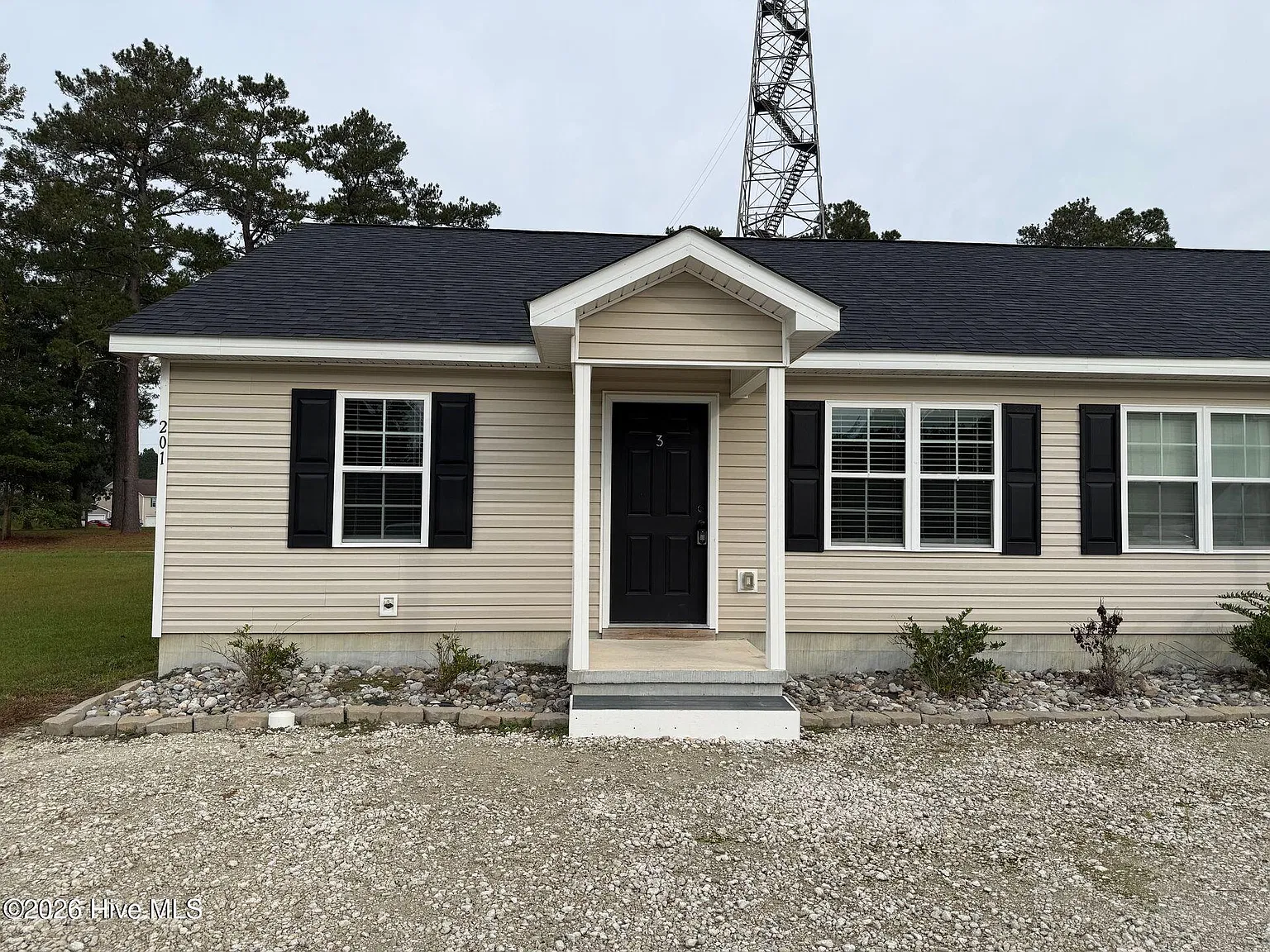 2 bed, 2.0 bath, $1,150 — Photo 1