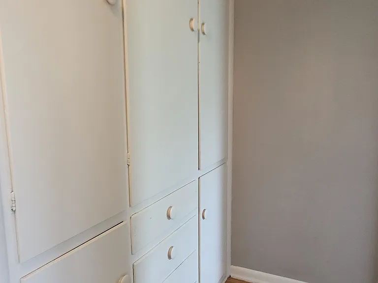 1641 E 36th St — Photo 11