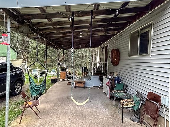 4th image of 1650 Wells Bench Rd