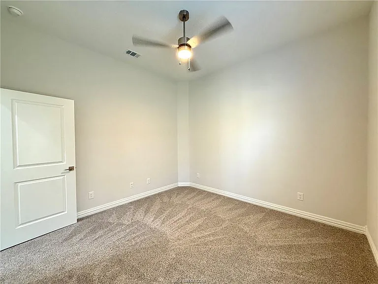 4205 Skylar Dr — Photo 13
