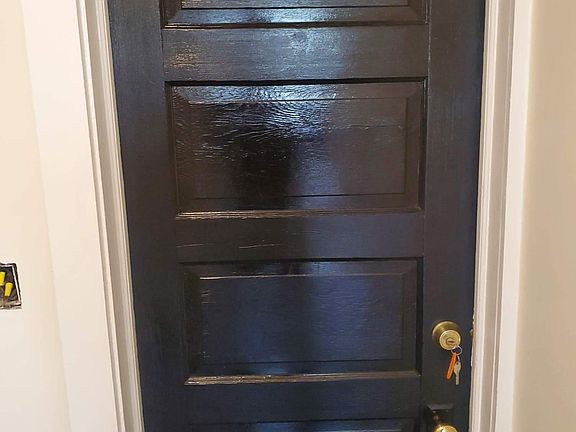 2nd image of 960 Front St #A