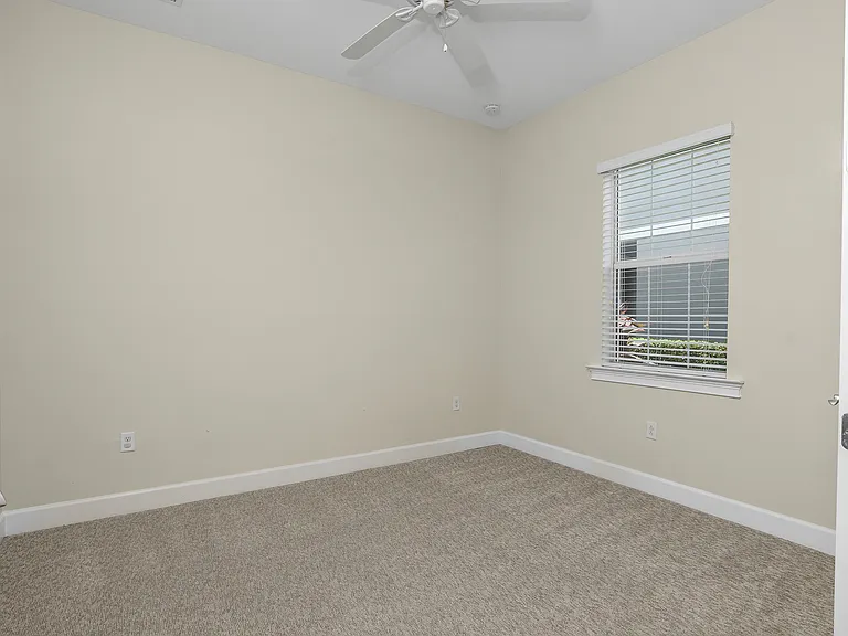 7162 Dominica Dr — Photo 17