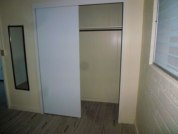 5th image of 810 Green St APT 6