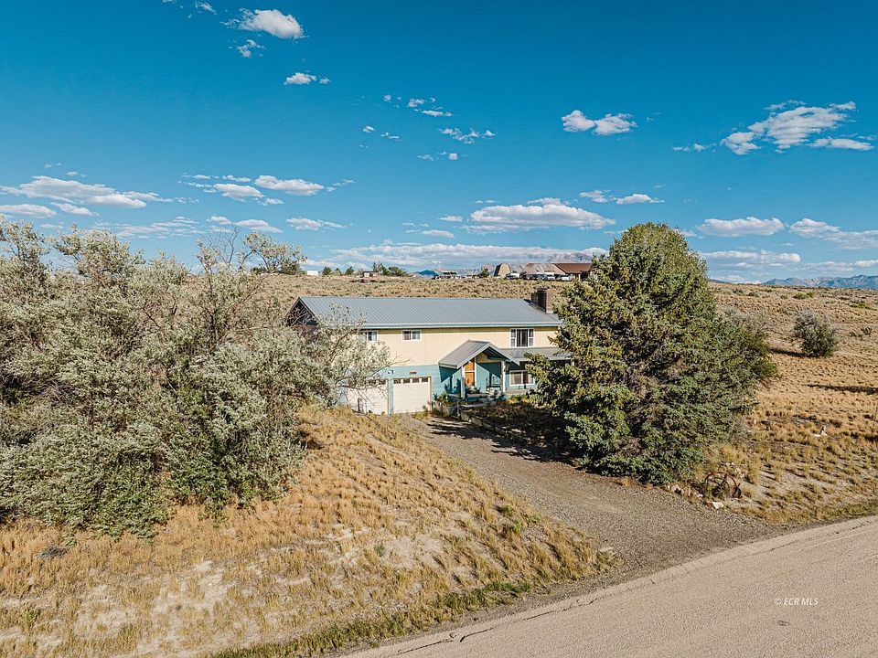 1st image of 597 Shadybrook Dr