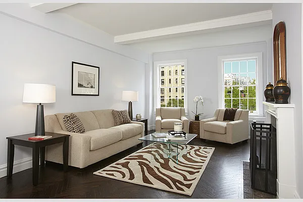 Sold by Stribling | media 10