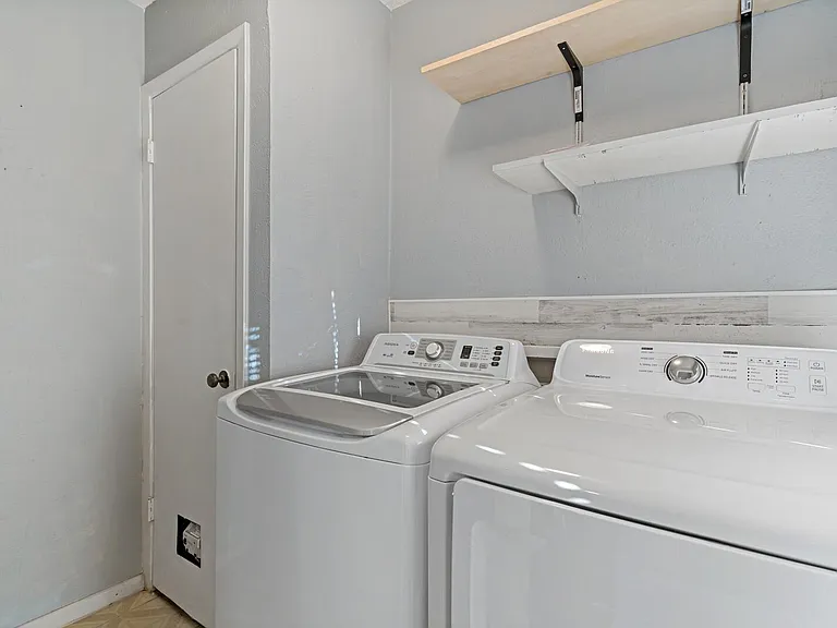 2906 Country Place Ct — Photo 15