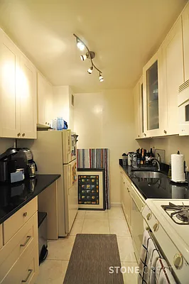 Rented by Stonecrest Realty | media 5