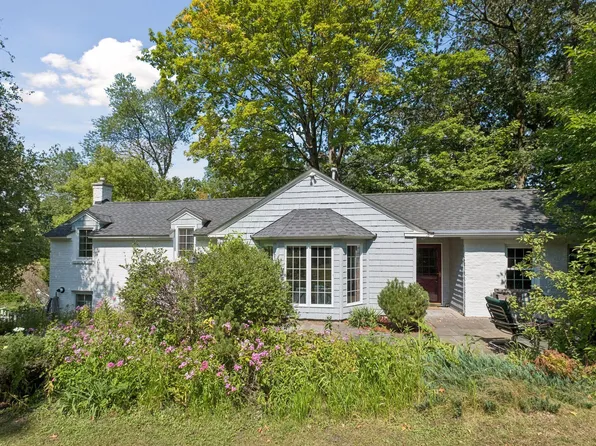 15517 Excelsior Blvd, Minnetonka, MN 55345