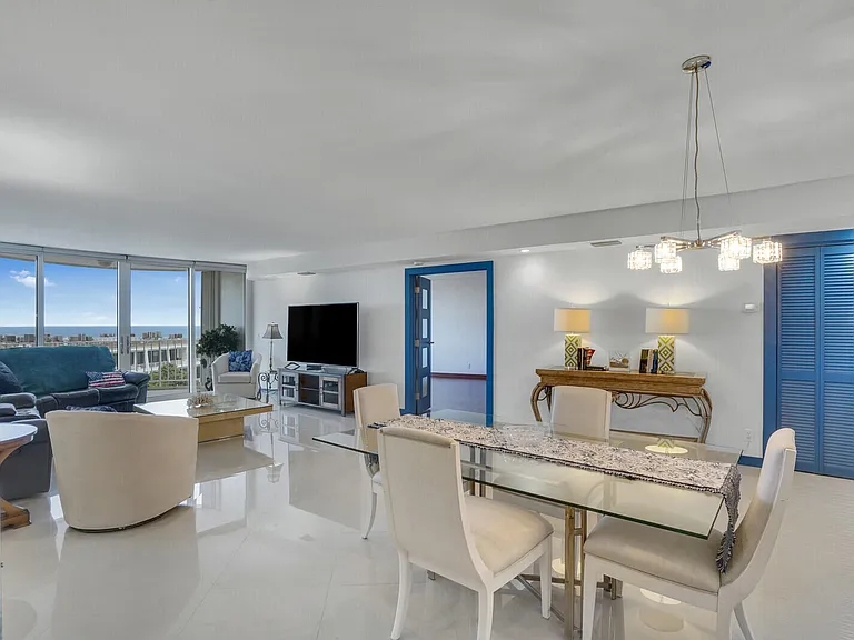 2295 S Ocean Blvd #619 — Photo 3