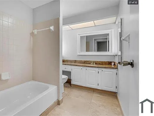 5311 Raymond Dr N — Photo 11