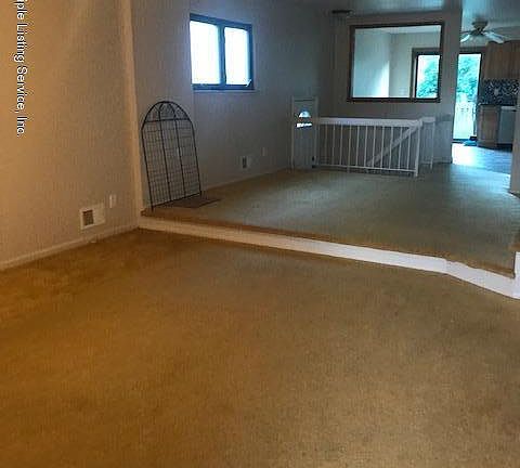 3rd image of 48 Rockville Ave