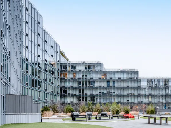 554 West 54th Street image 28 of 57