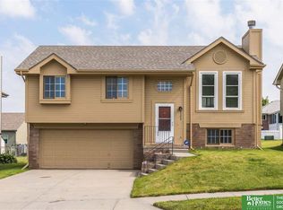 8502 Potter St, Omaha, NE 68122