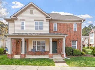 9902 Clyborn Ct, Raleigh, NC 27617