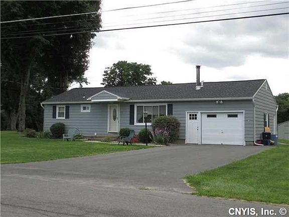 3rd image of 7 Henry Beach Dr