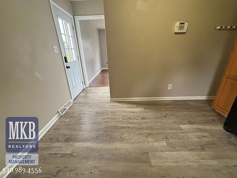 3219 Forest Park Blvd NW — Photo 6