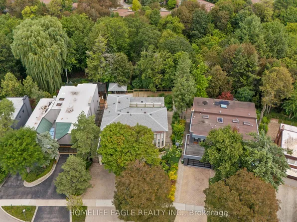 23 Janus Ct, Toronto, ON M2H 1S3