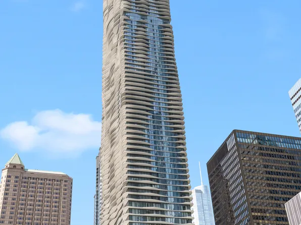 225 N Columbus Dr Unit 5611, Chicago, IL 60601
