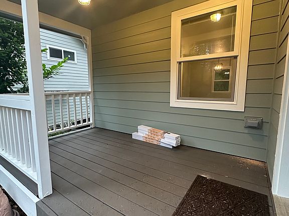 2nd image of 594 N Elm St