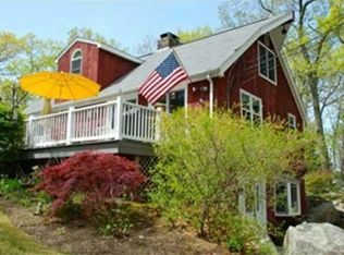 28 Old Hope Kent Rd, Scituate, RI 02831