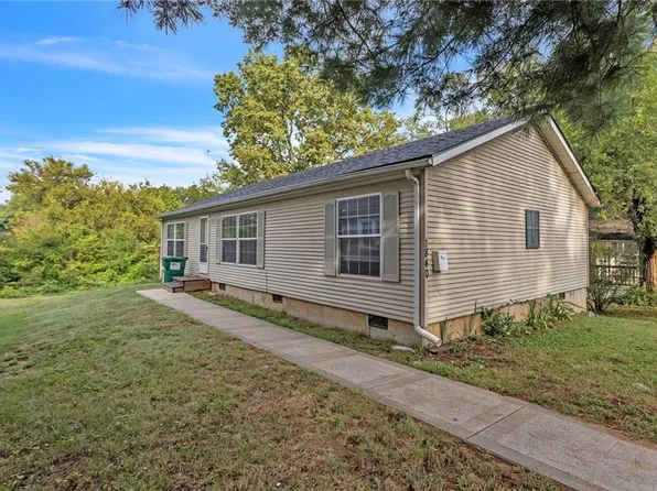 1840 S Maywood Ave, Independence, MO 64052