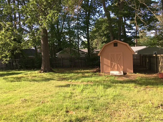Ferndale Rd — Photo 15