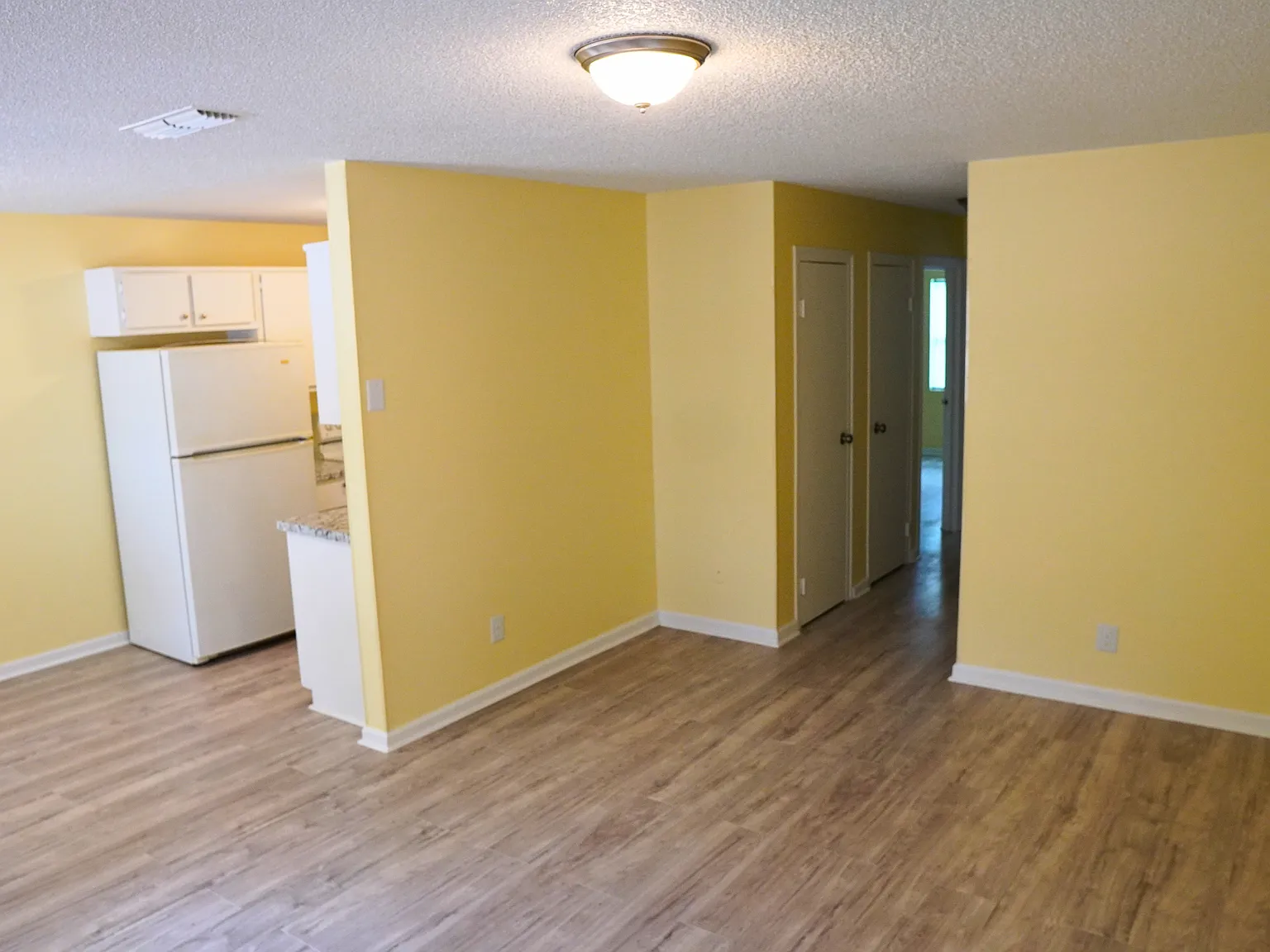 2 bed, 750 sqft, $1,115 — Photo 4