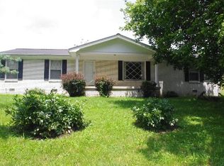 247 Difficult Rd, Pleasant Shade, TN 37145