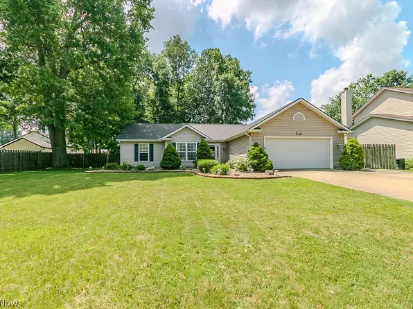 1230 Dartmouth Dr, Painesville, OH 44077