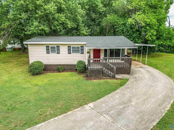 714 Mastin Lake Rd NW, Huntsville, AL 35811