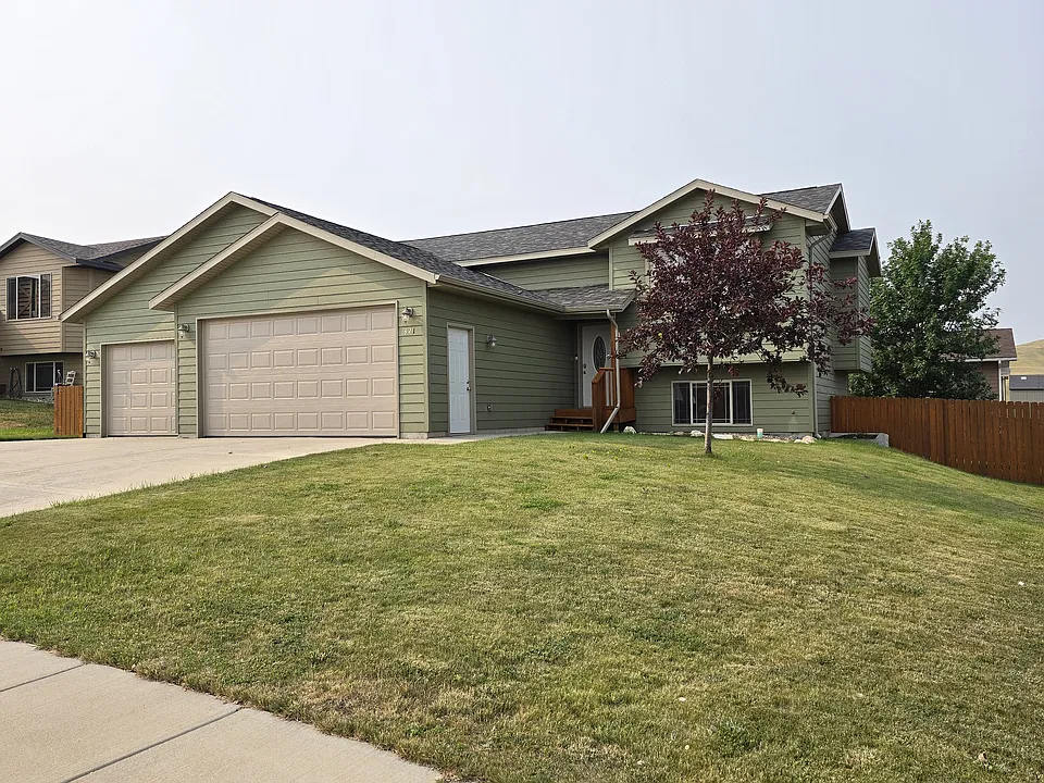 321 Big Badger Dr