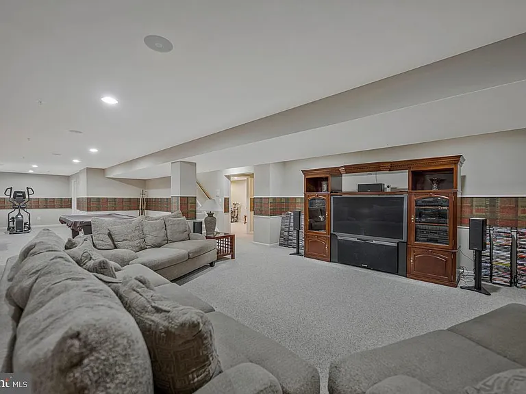 1117 Horizon View Pl — Photo 45