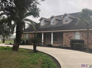 11427 Tonawanda St, Port Allen, LA 70767