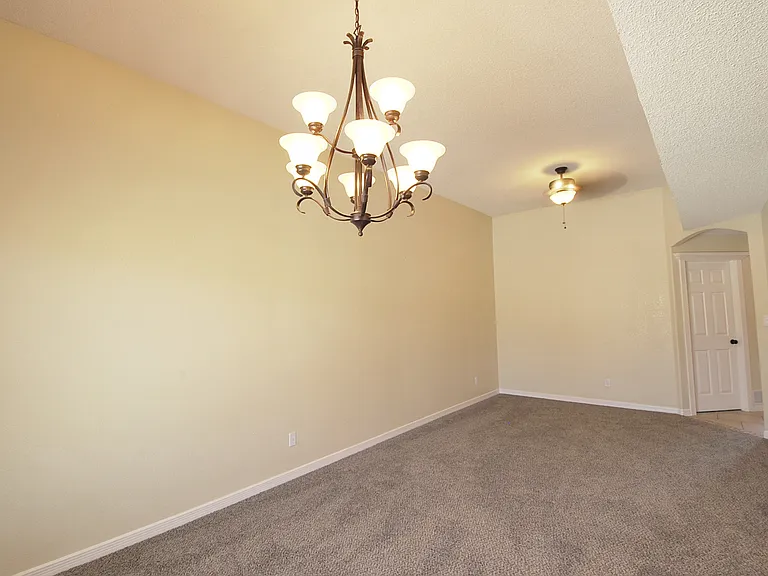 5513 Ignacio Frias Dr — Photo 9