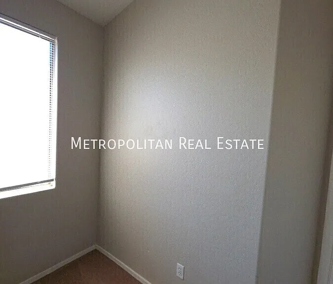 3135 N 127th Ave — Photo 25