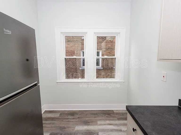 3296 E 149th St #4 — Photo 5