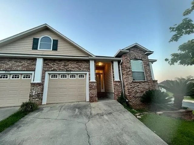 Building Photo - 5456 Hampton Hill Cir