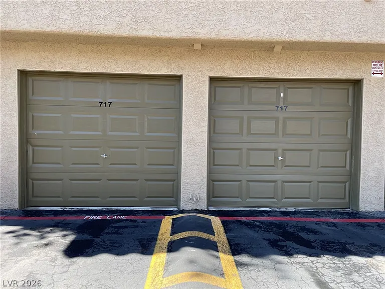 717 Nectarine Ct #0 — Photo 39