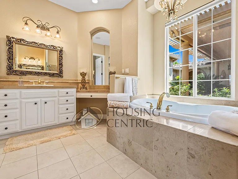 4005 Royal Troon Dr — Photo 34