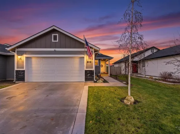 819 N Baldner Point Pl, Nampa, ID 83651