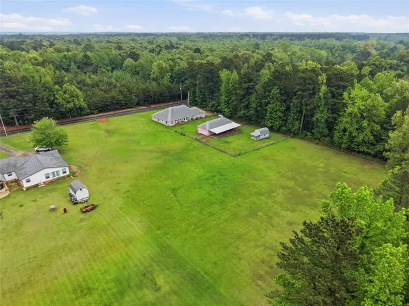 561 Wells Rd, Haughton, LA 71037