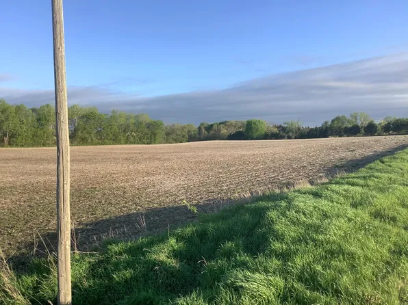 Holyoke Ave, Northfield, MN 55057