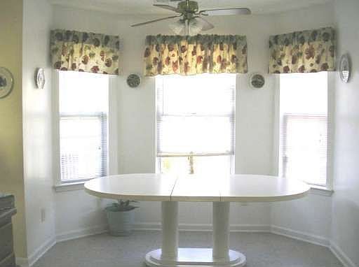 3rd image of 5487 Amber Cove Way