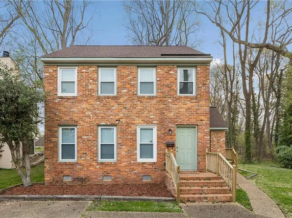 926 Coloma Dr, Newport News, VA 23608