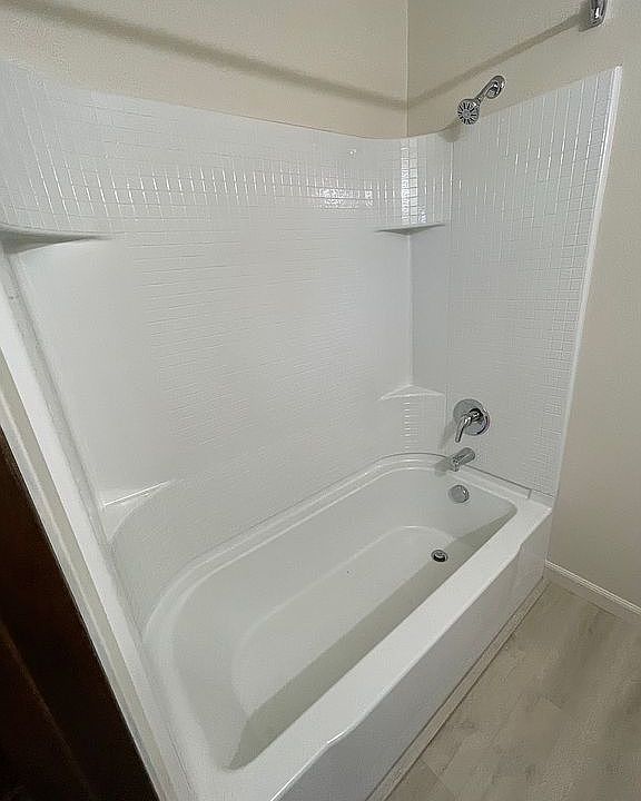 1st image of 3314 Moonview Dr