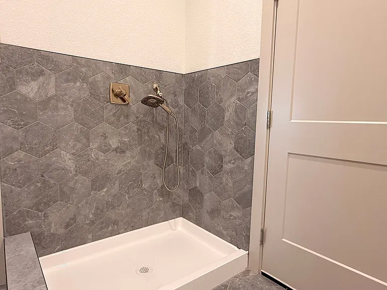 634 Jenny Lynn Rd — Photo 4