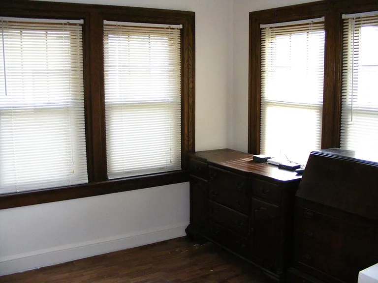 18 Undercliff Rd — Photo 7