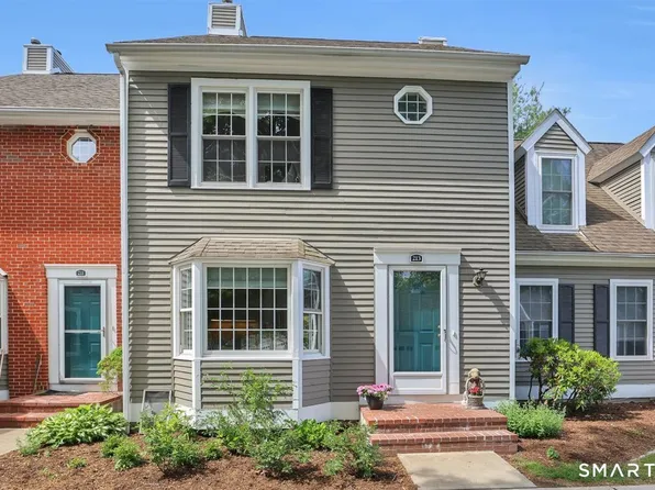 213 Georgetown Drive #213, Glastonbury, CT 06033